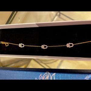 10k gold hamza bracelet/ anklet